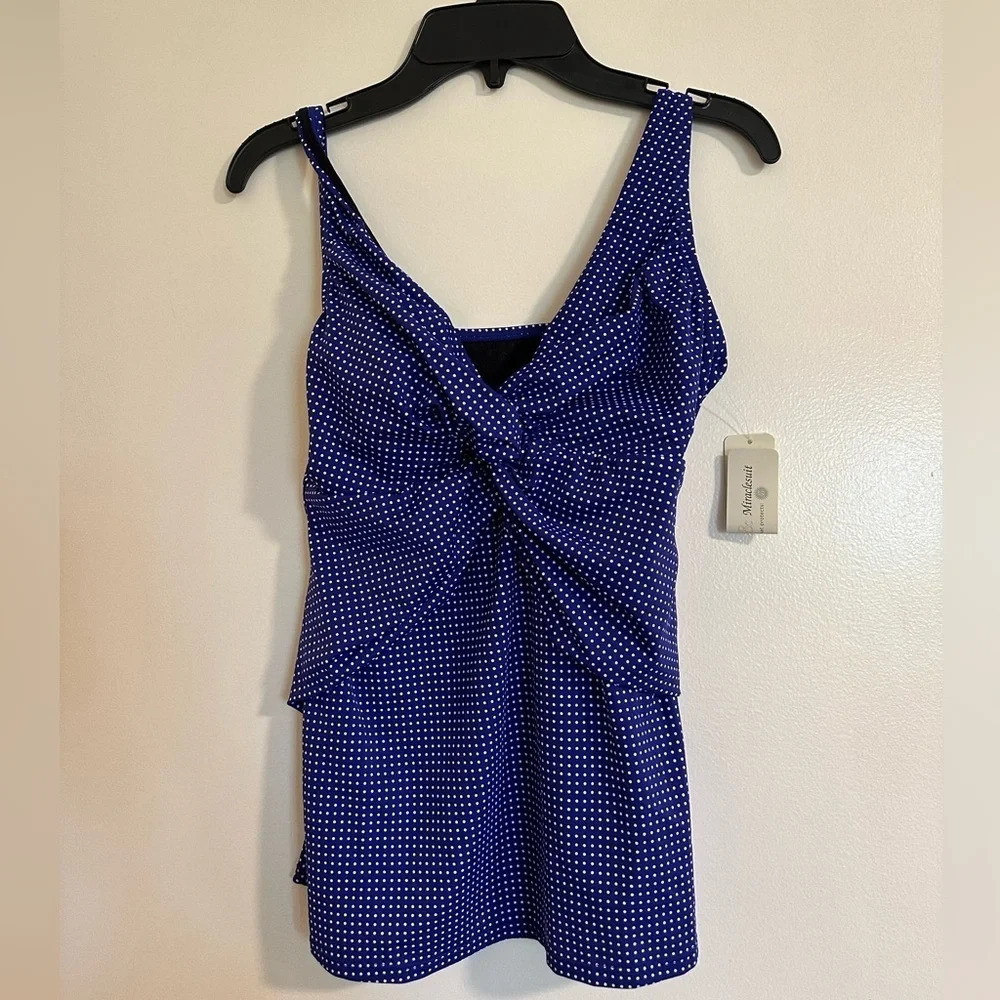 NWT Talbots Bathing Suit Blue and White Dotted Top Size 6